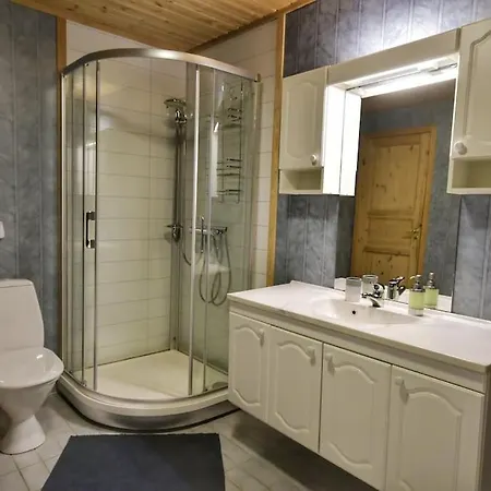 Fully Equipped By The Fjord Holiday home Volda