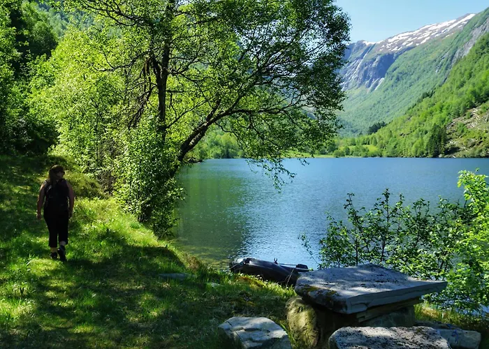 Fully Equipped By The Fjord * Volda